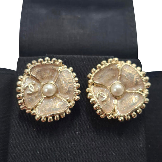 Chanel earring